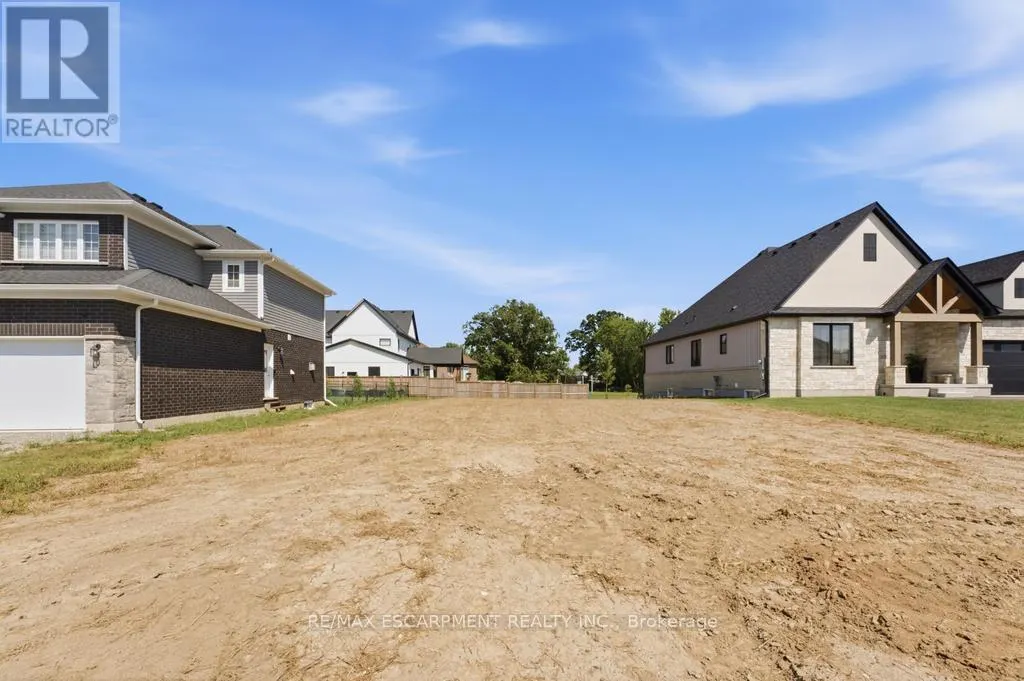 LOT 18 VOSBURGH PLACE