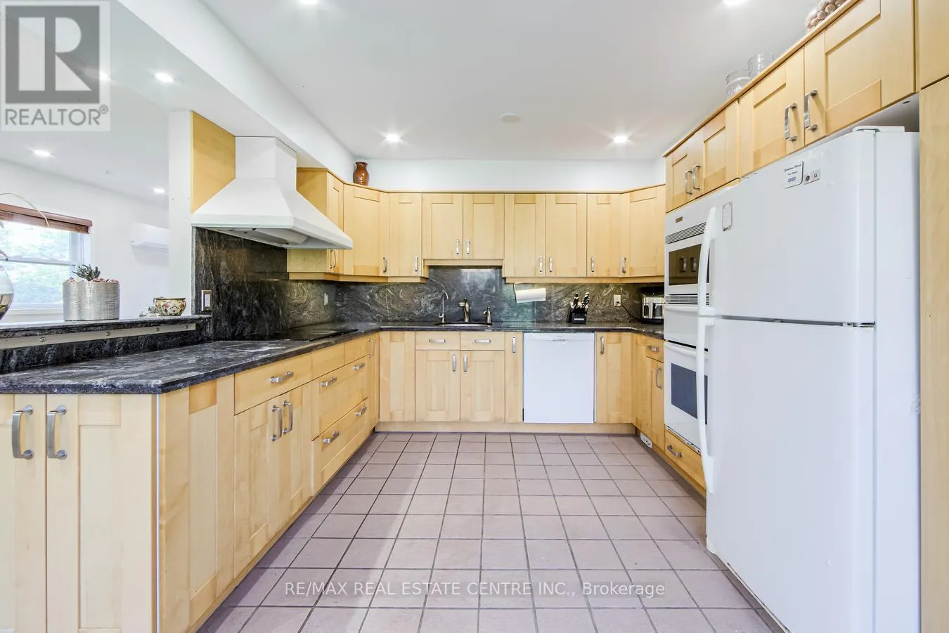 9438 WELLINGTON RD 42 ROAD