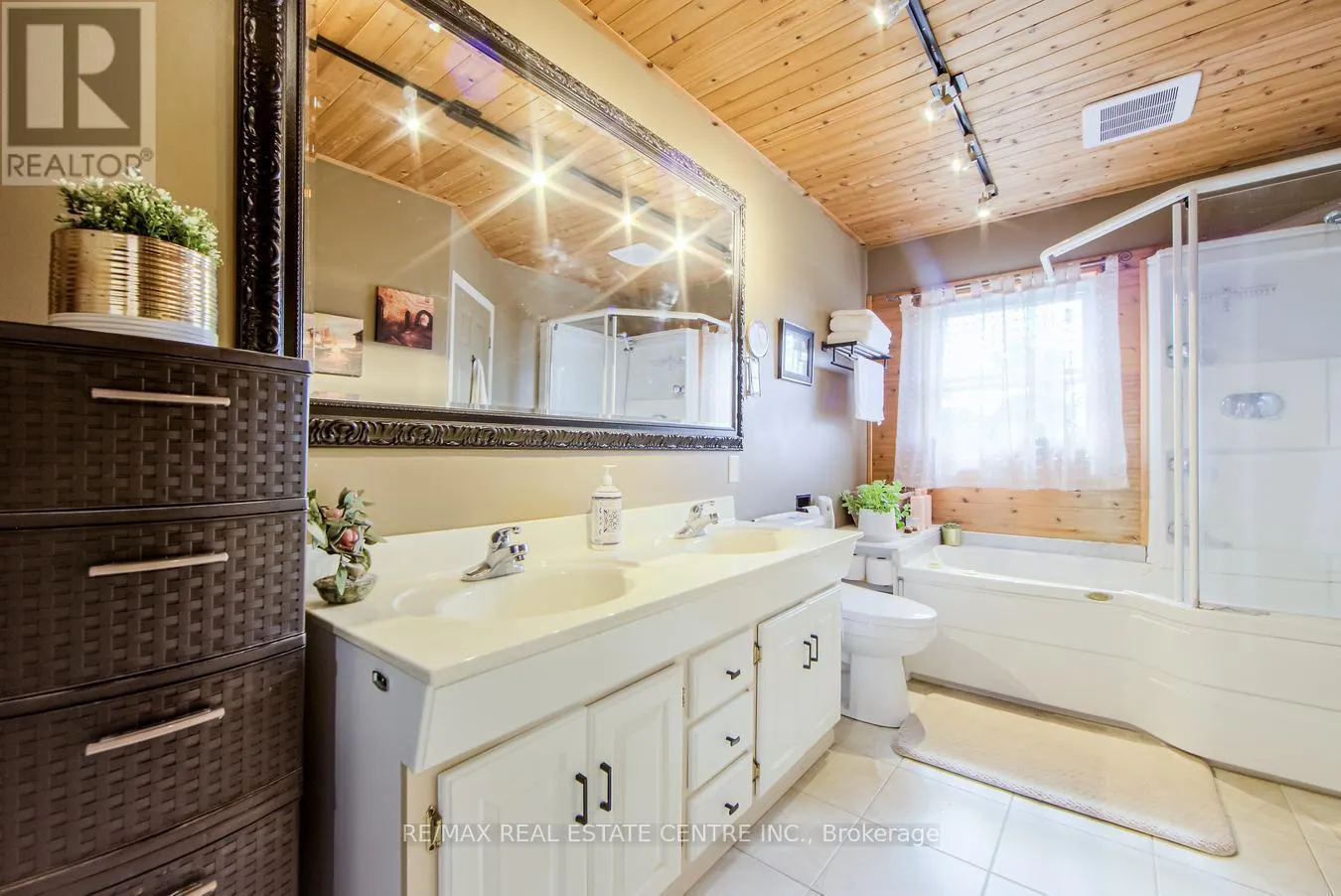 9438 WELLINGTON RD 42 ROAD