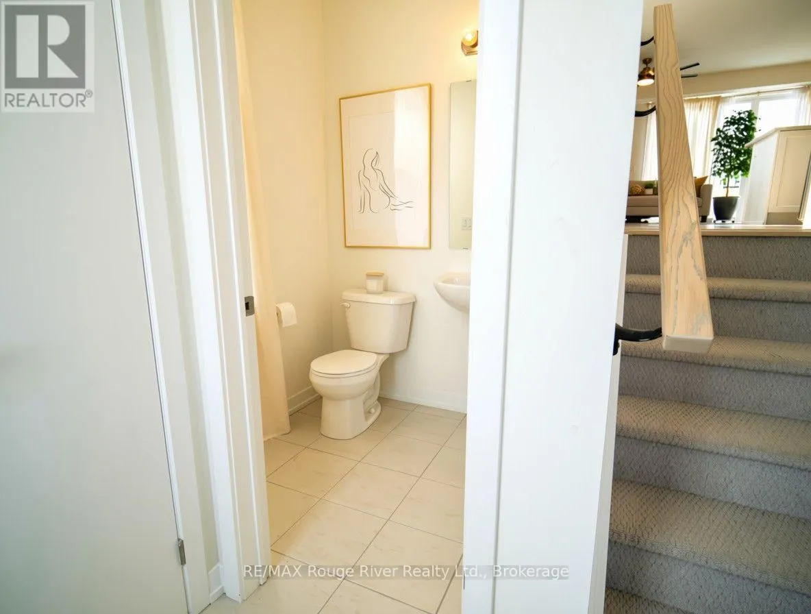19 - 160 DENSMORE ROAD W #19