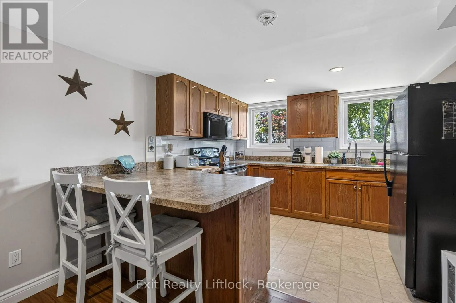 81 FOURTH LINE DUMMER ROAD S