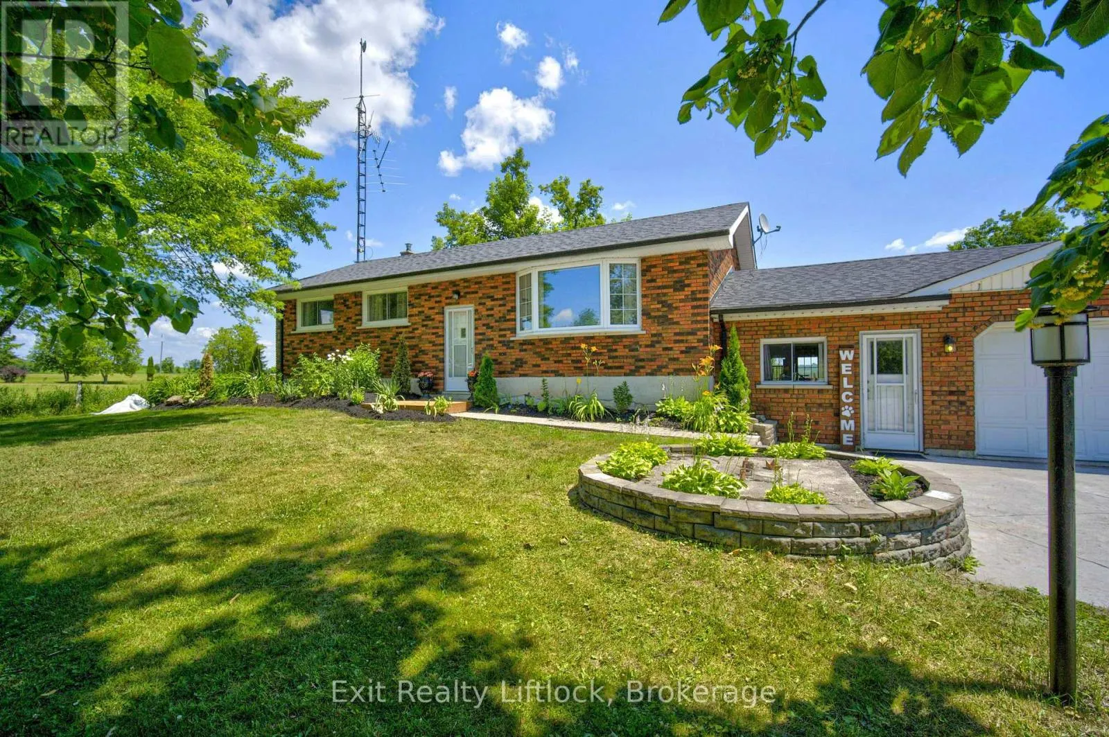 81 FOURTH LINE DUMMER ROAD S
