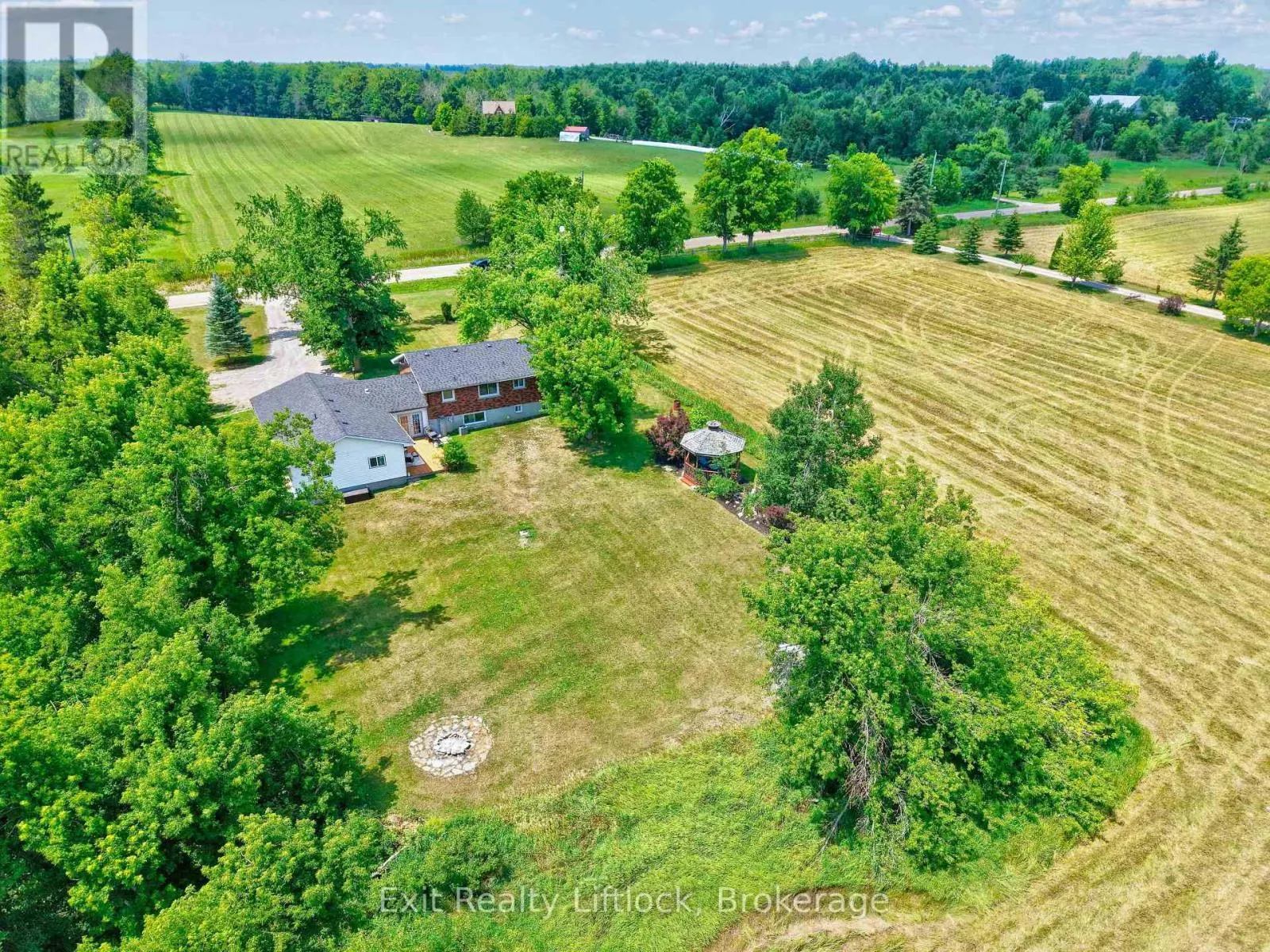 81 FOURTH LINE DUMMER ROAD S