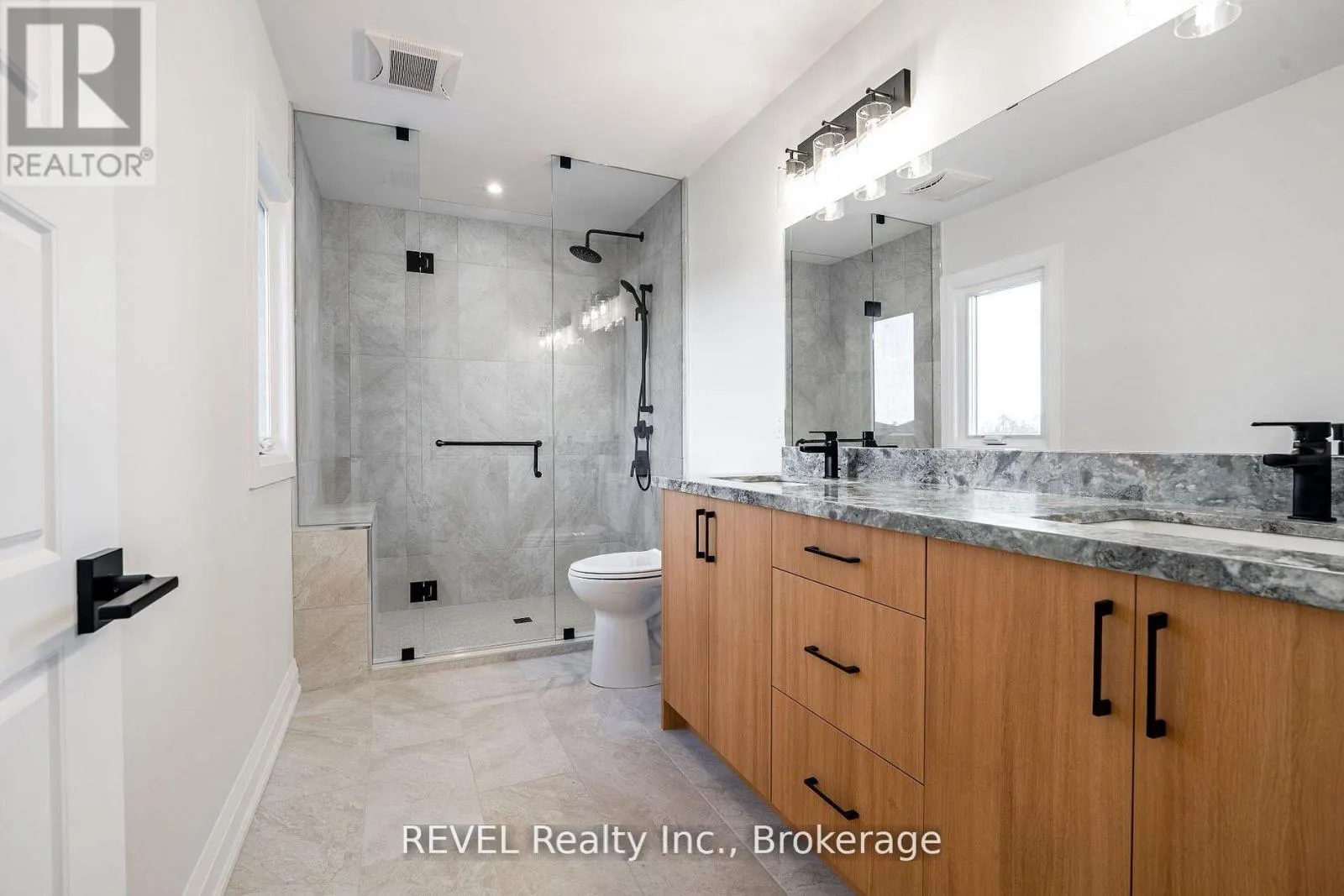 1186 UPPERS LANE