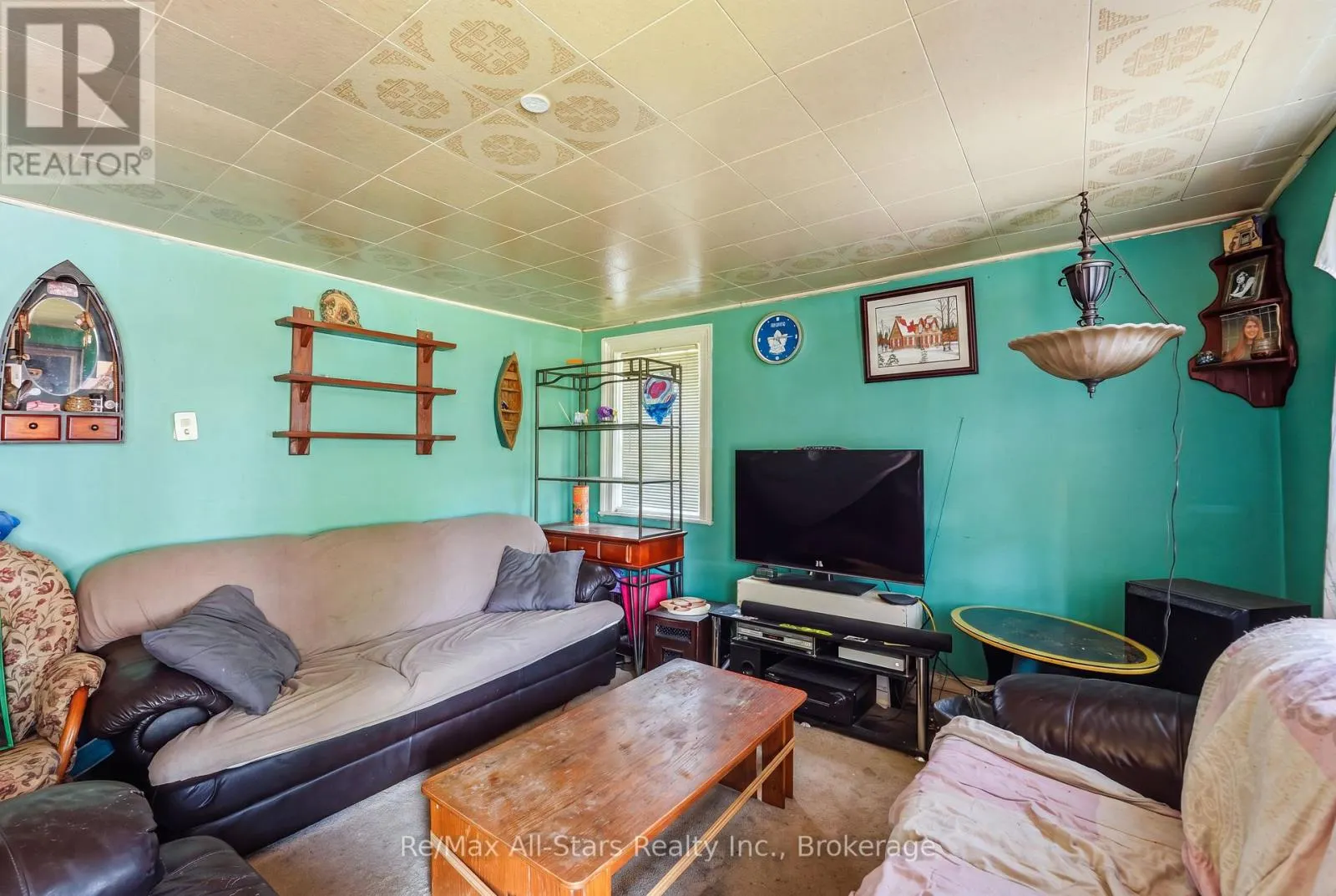 106 BOND STREET E