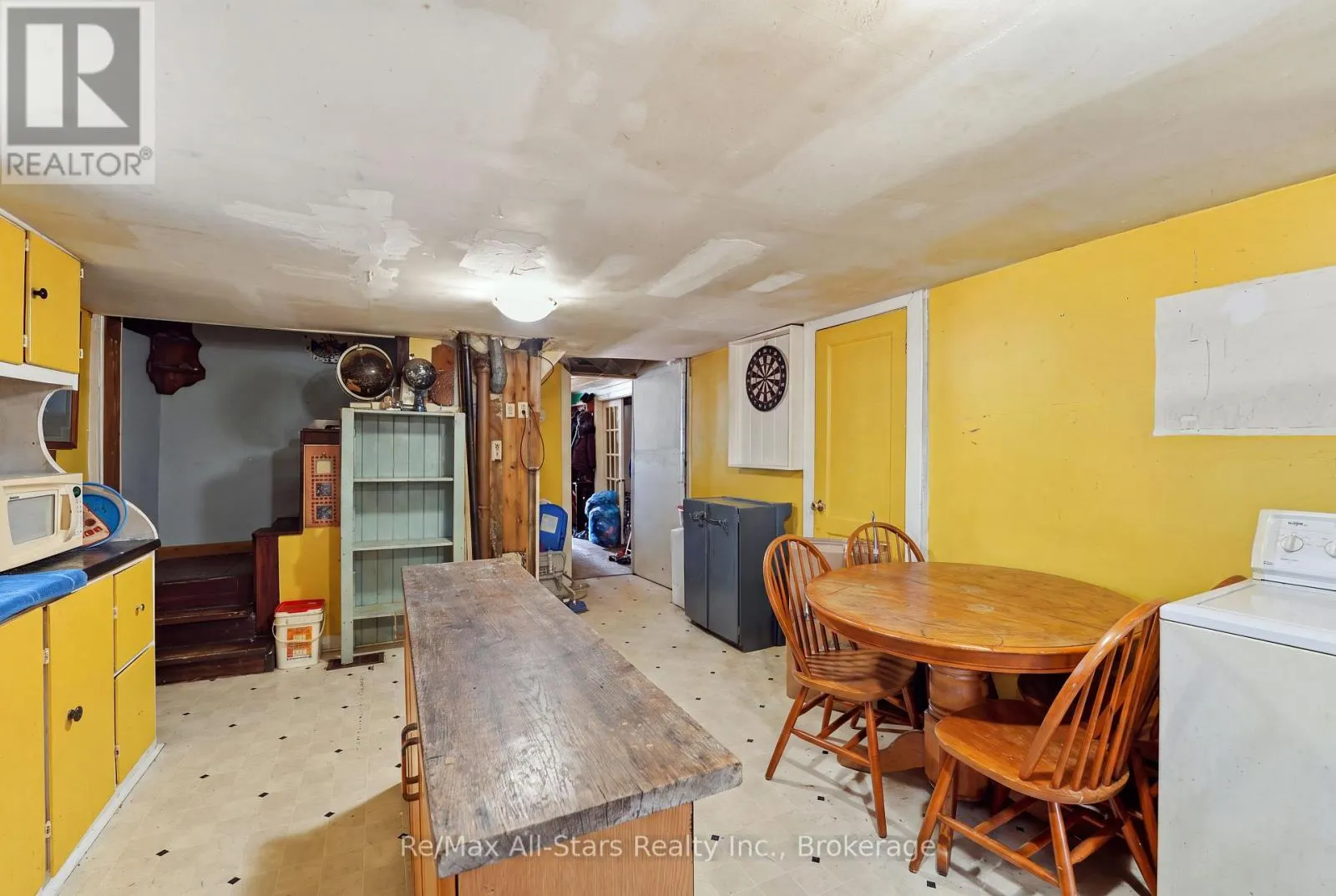106 BOND STREET E
