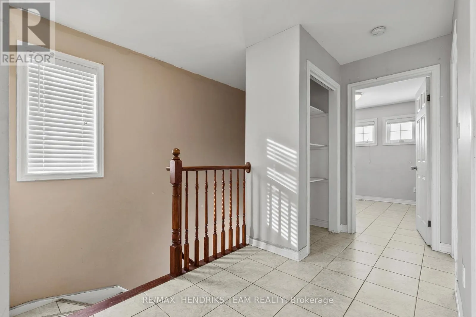 2 TOWNLINE ROAD E