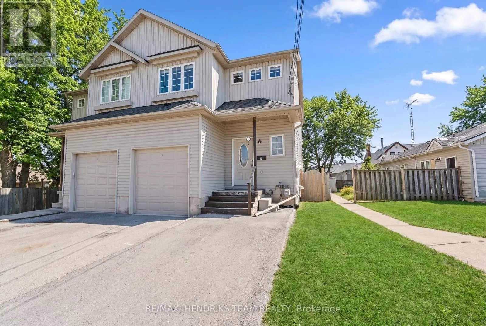 2 TOWNLINE ROAD E