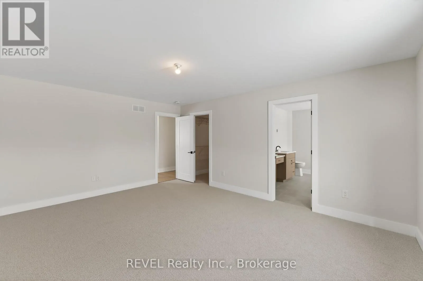 22 ANCHOR ROAD