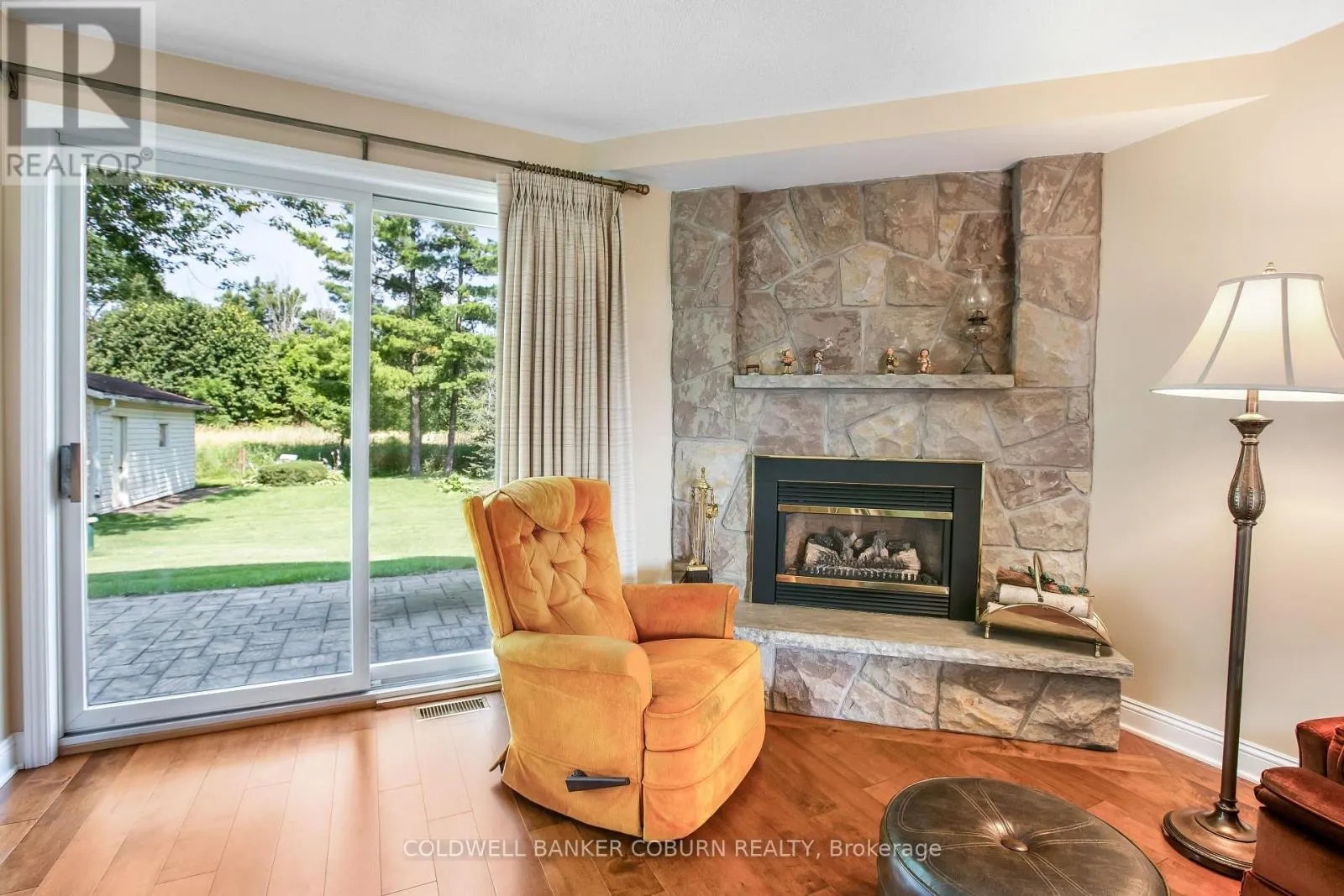 12169 LAKESHORE DRIVE