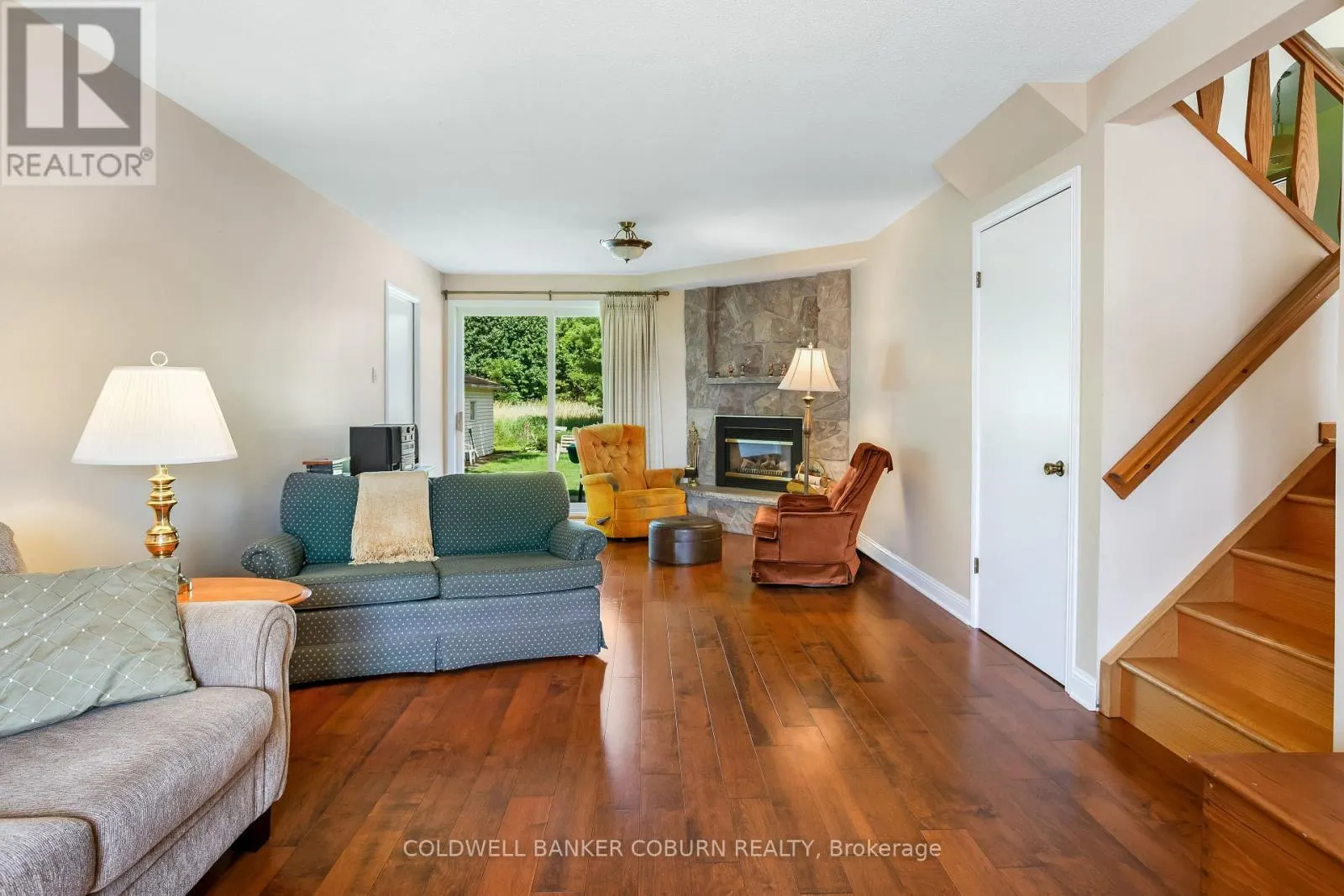 12169 LAKESHORE DRIVE