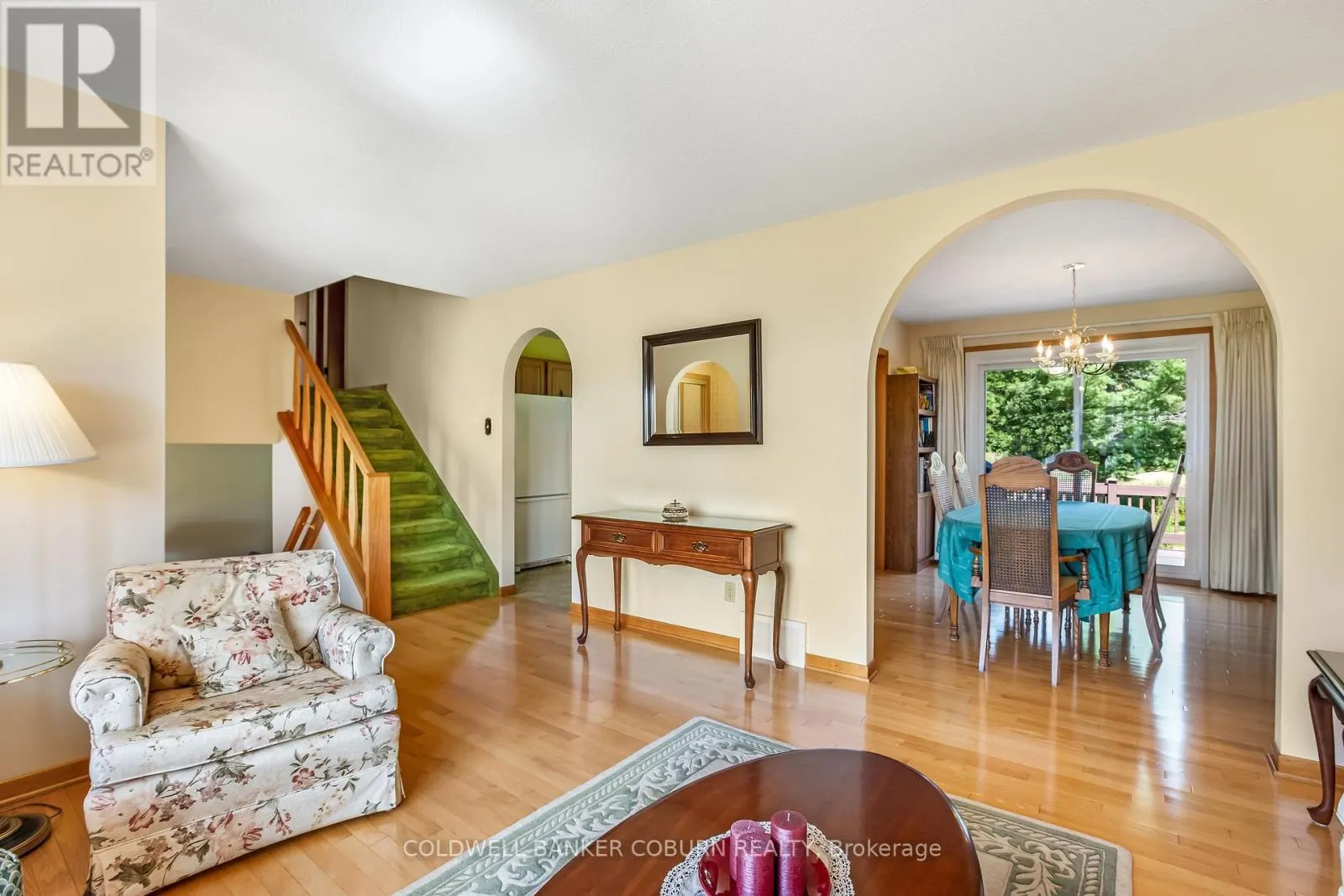 12169 LAKESHORE DRIVE