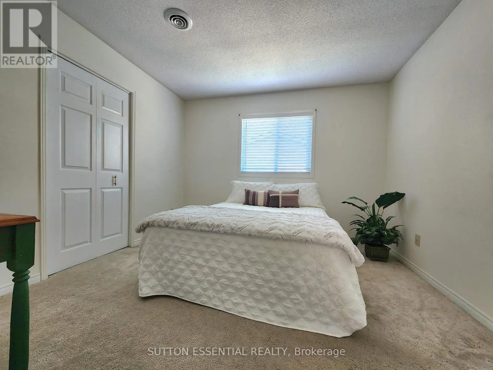 116 MARGARET PLACE
