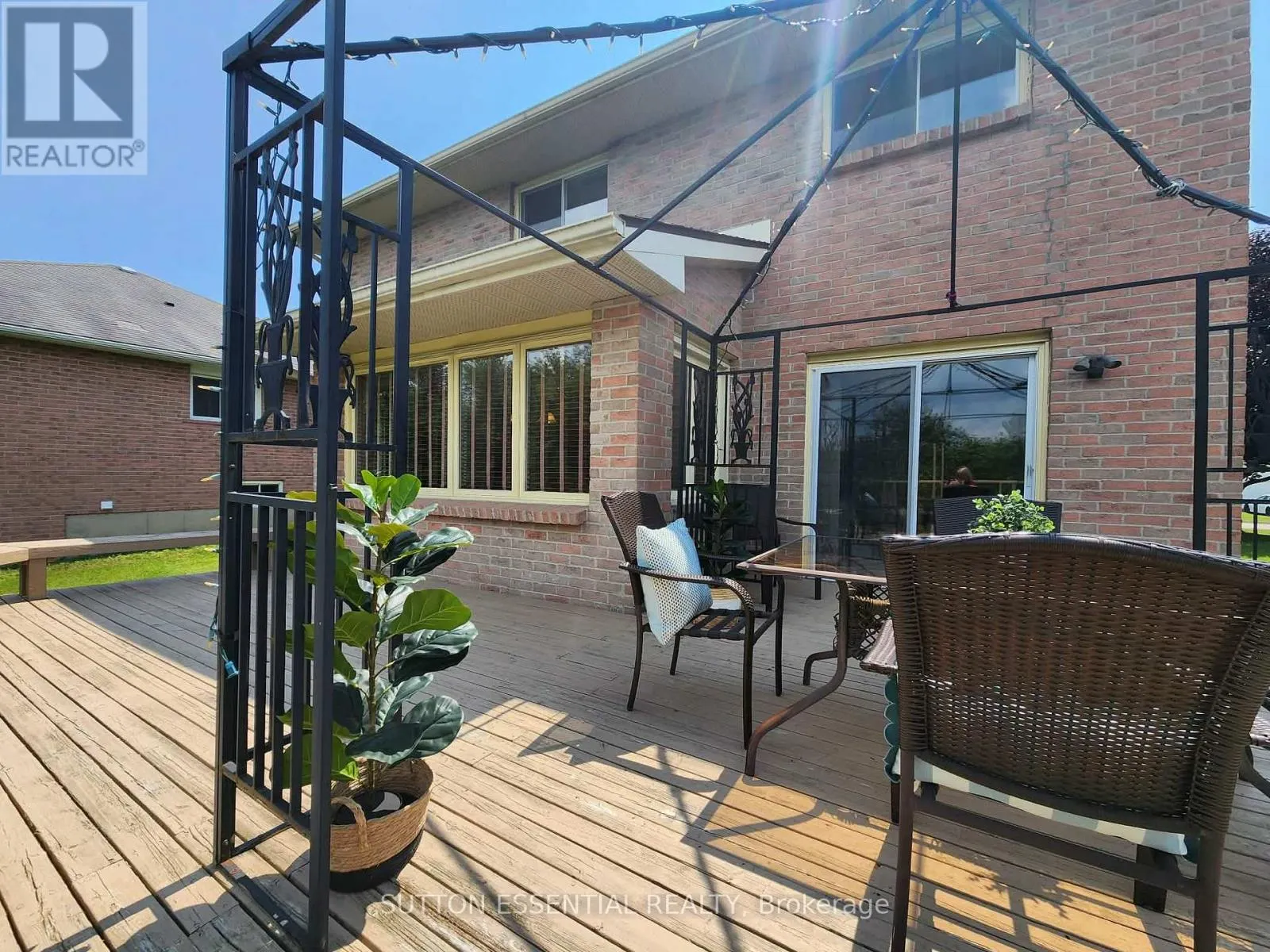 116 MARGARET PLACE