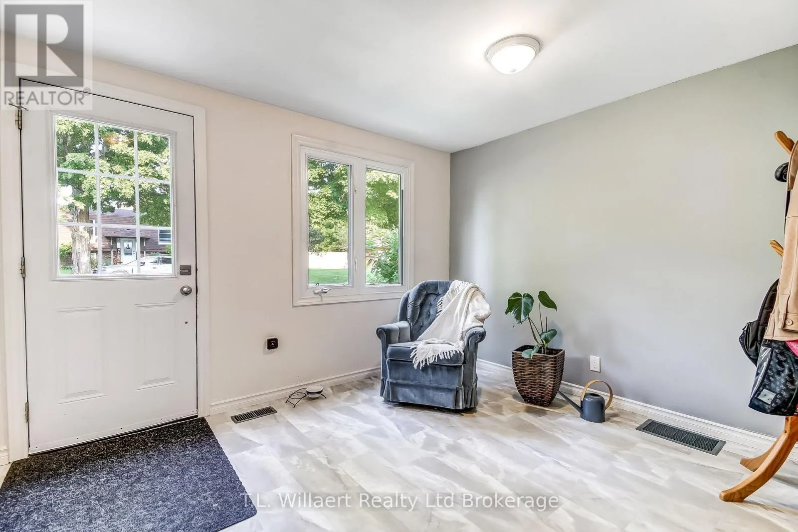B - 32 ALBERT STREET #B