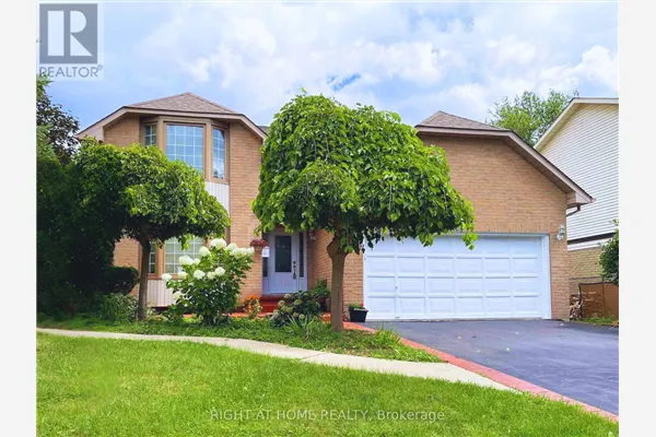 309 AMBERLY BOULEVARD