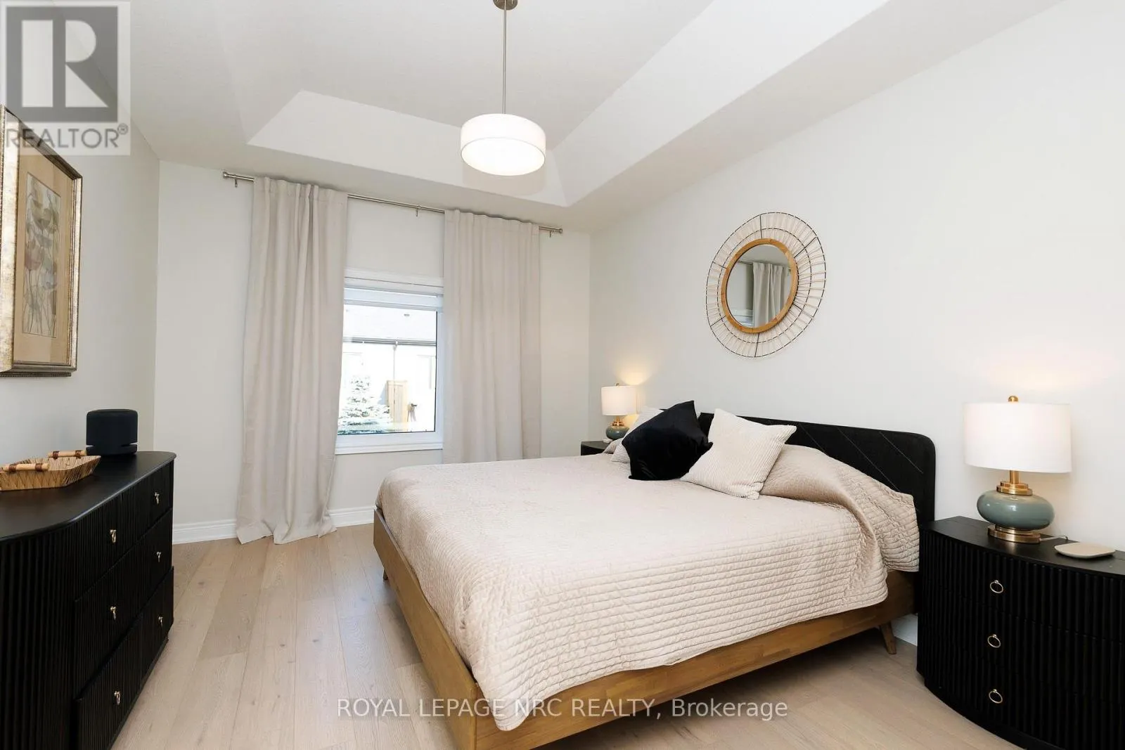 6 - 154 PORT ROBINSON ROAD #6