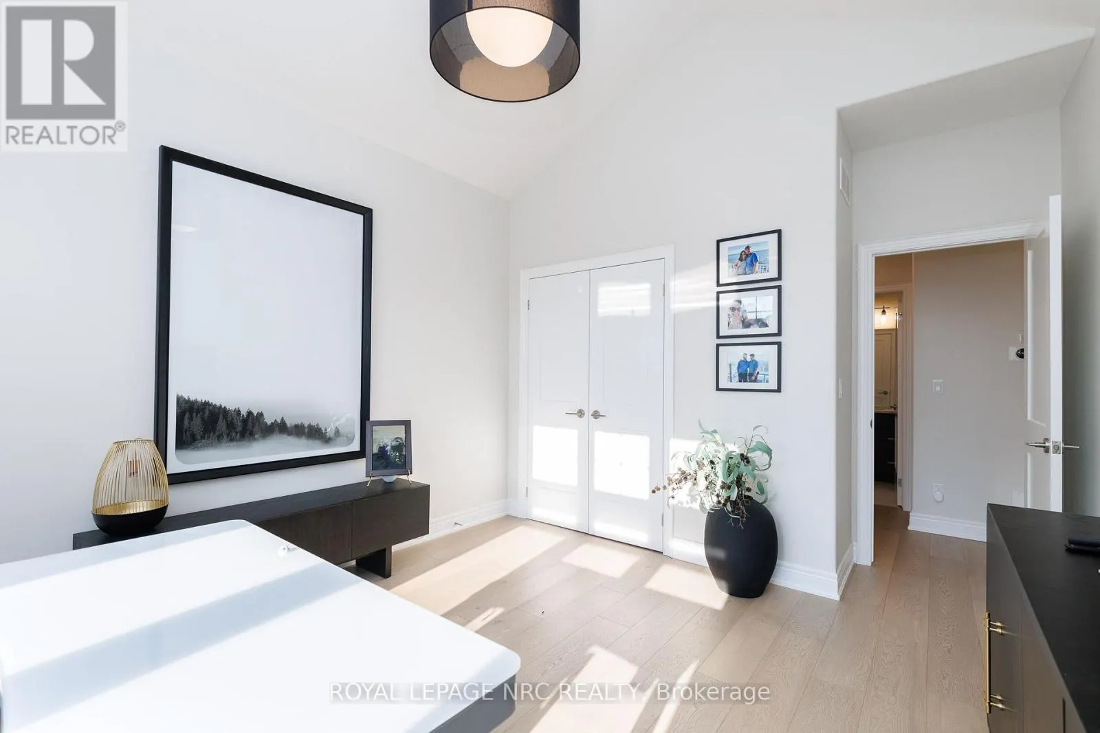 6 - 154 PORT ROBINSON ROAD #6