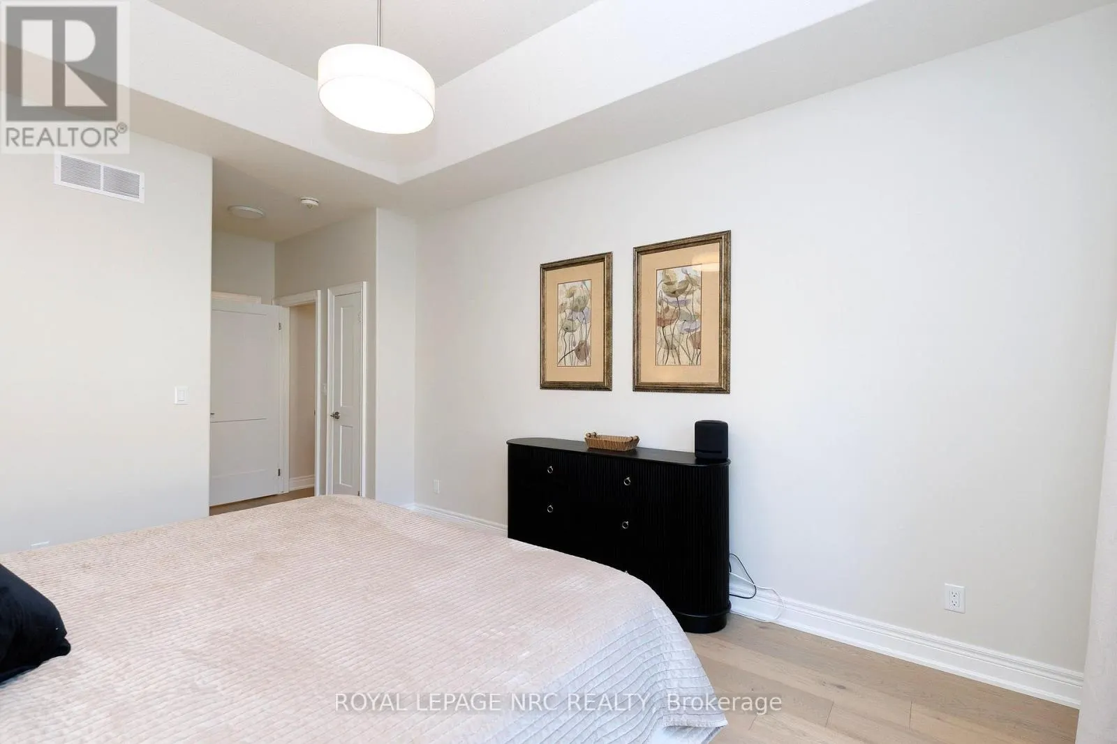 6 - 154 PORT ROBINSON ROAD #6