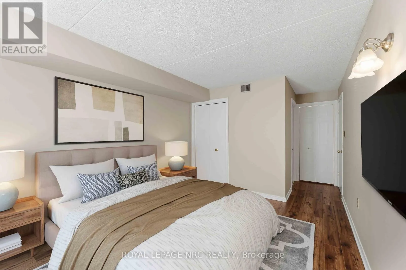 220 - 3420 FREDERICK AVENUE #220