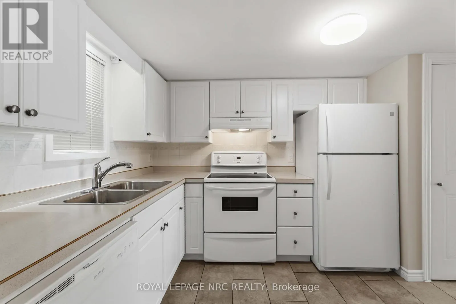 220 - 3420 FREDERICK AVENUE #220