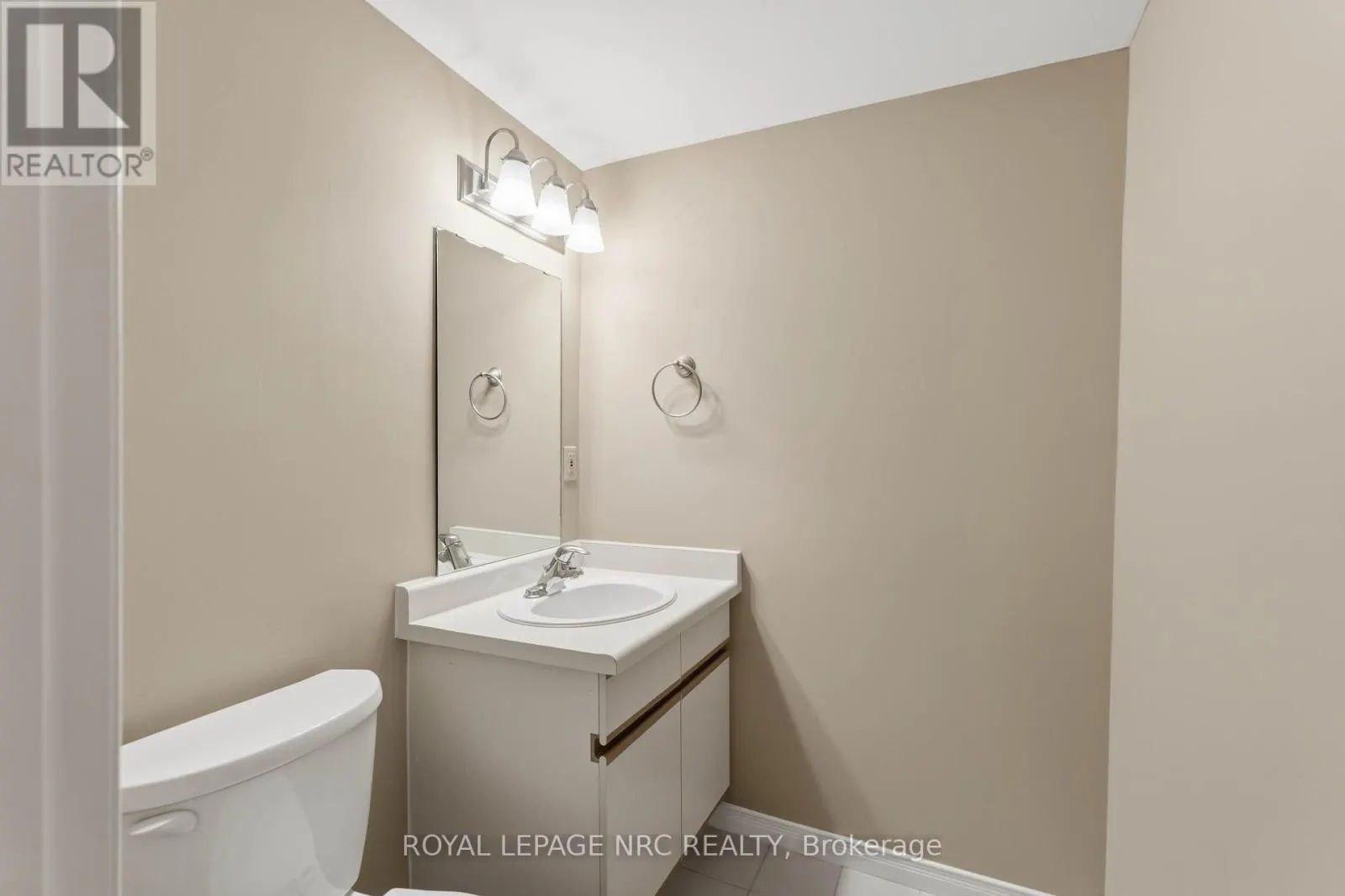 220 - 3420 FREDERICK AVENUE #220