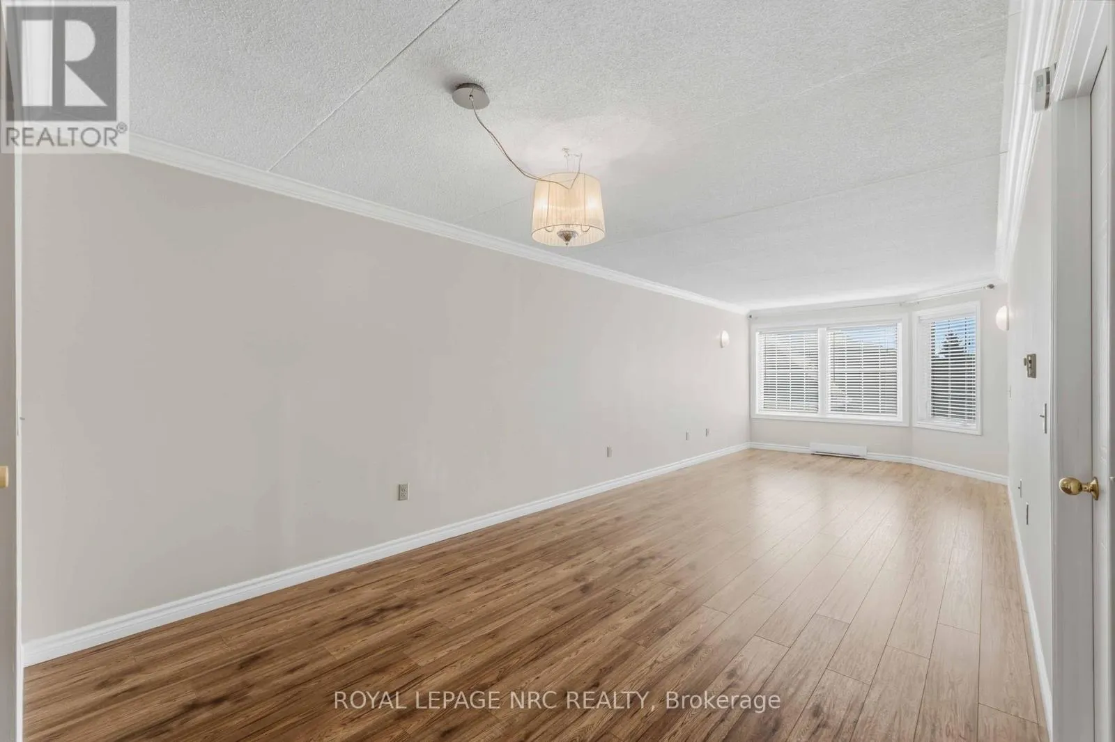 220 - 3420 FREDERICK AVENUE #220