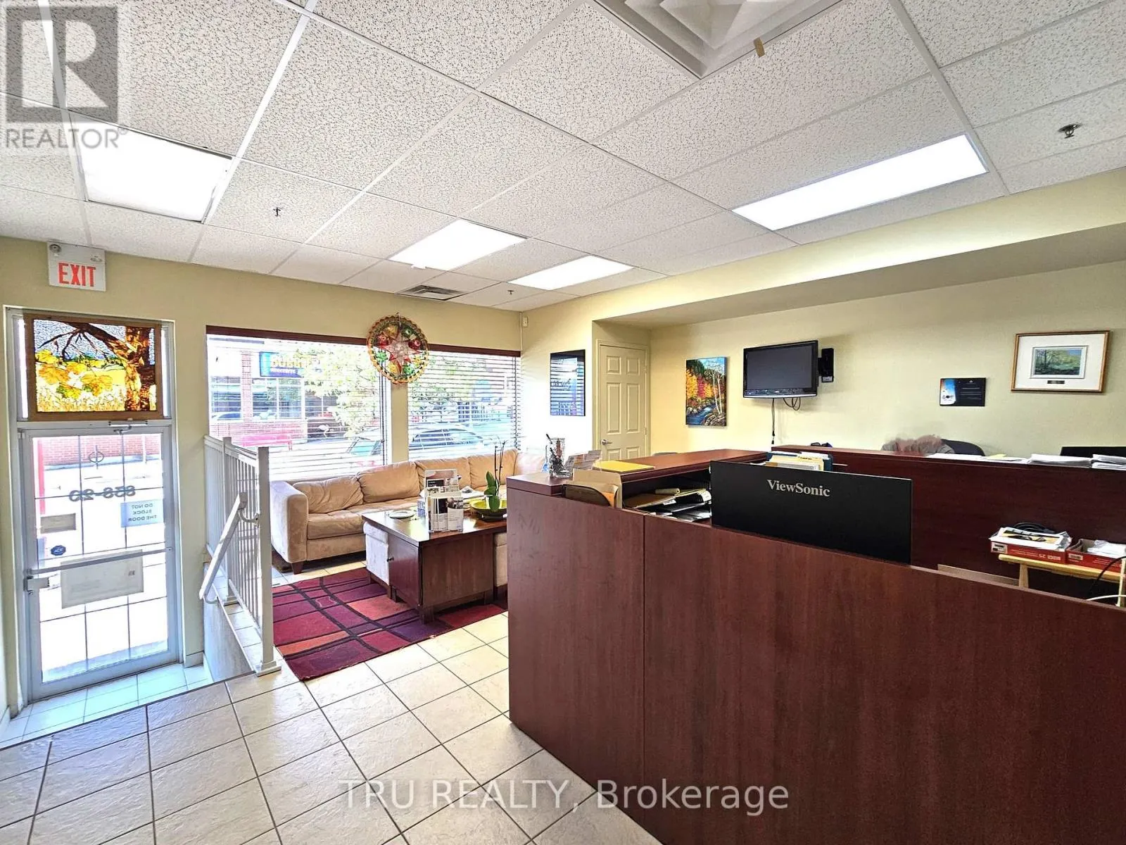 20 - 838 SOMERSET STREET W