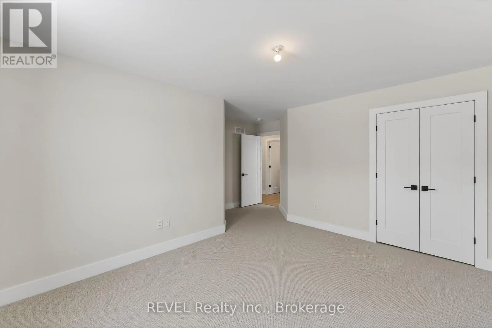 26 ANCHOR ROAD