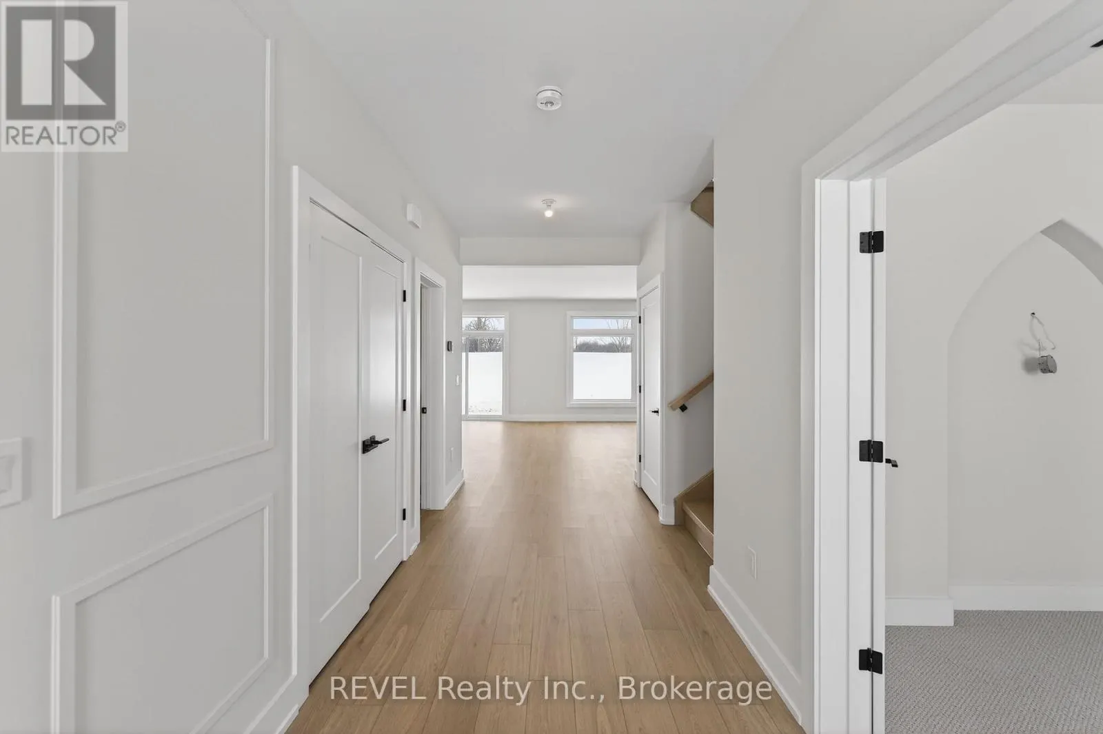 30 ANCHOR ROAD