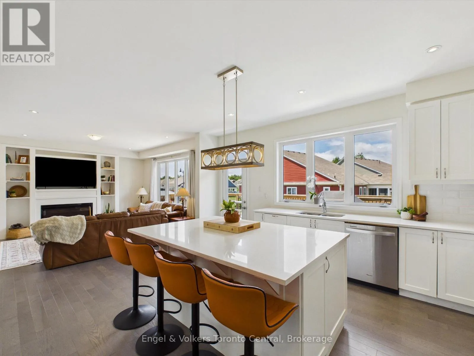 3 BROWNING BOULEVARD