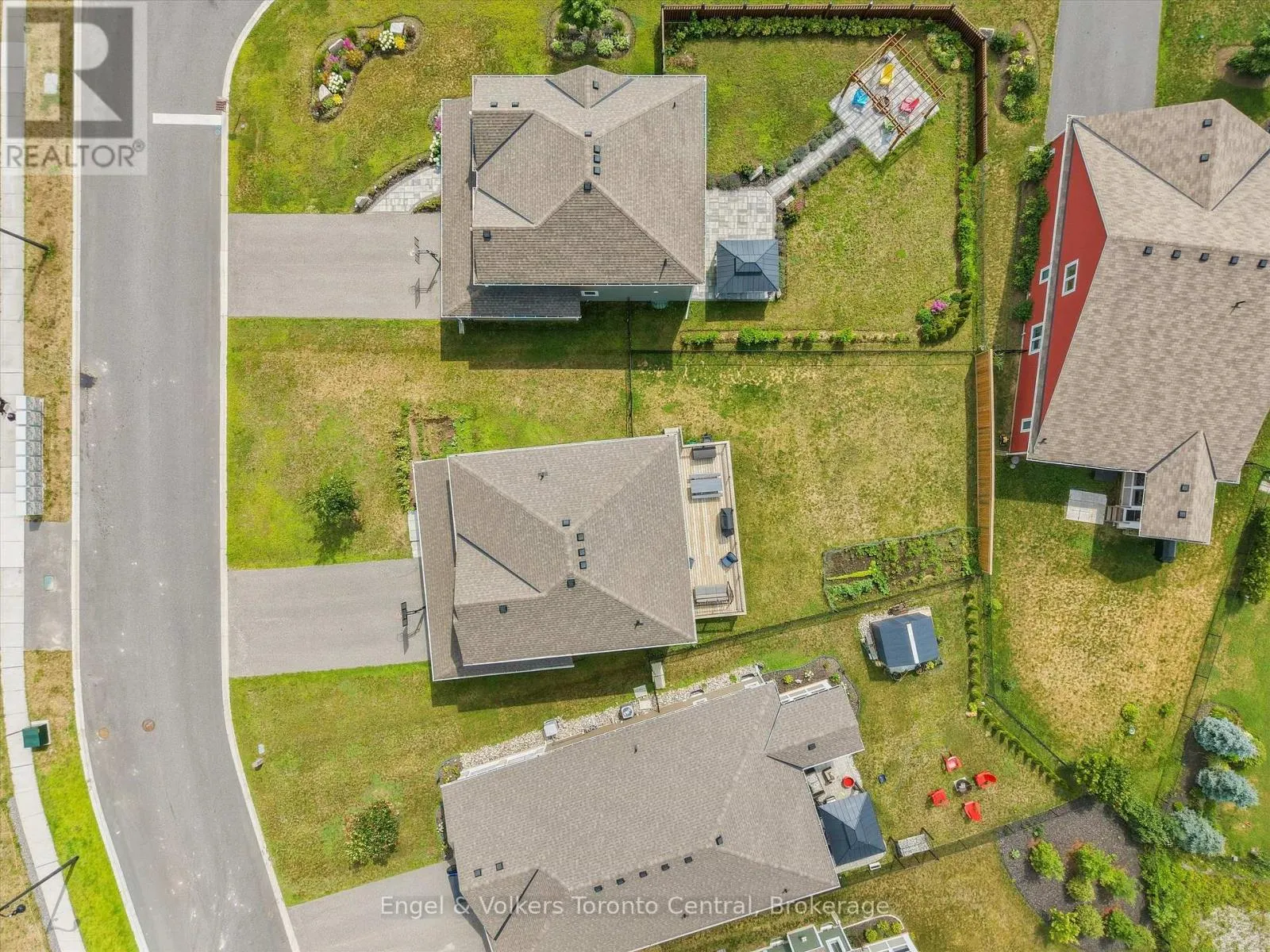 3 BROWNING BOULEVARD