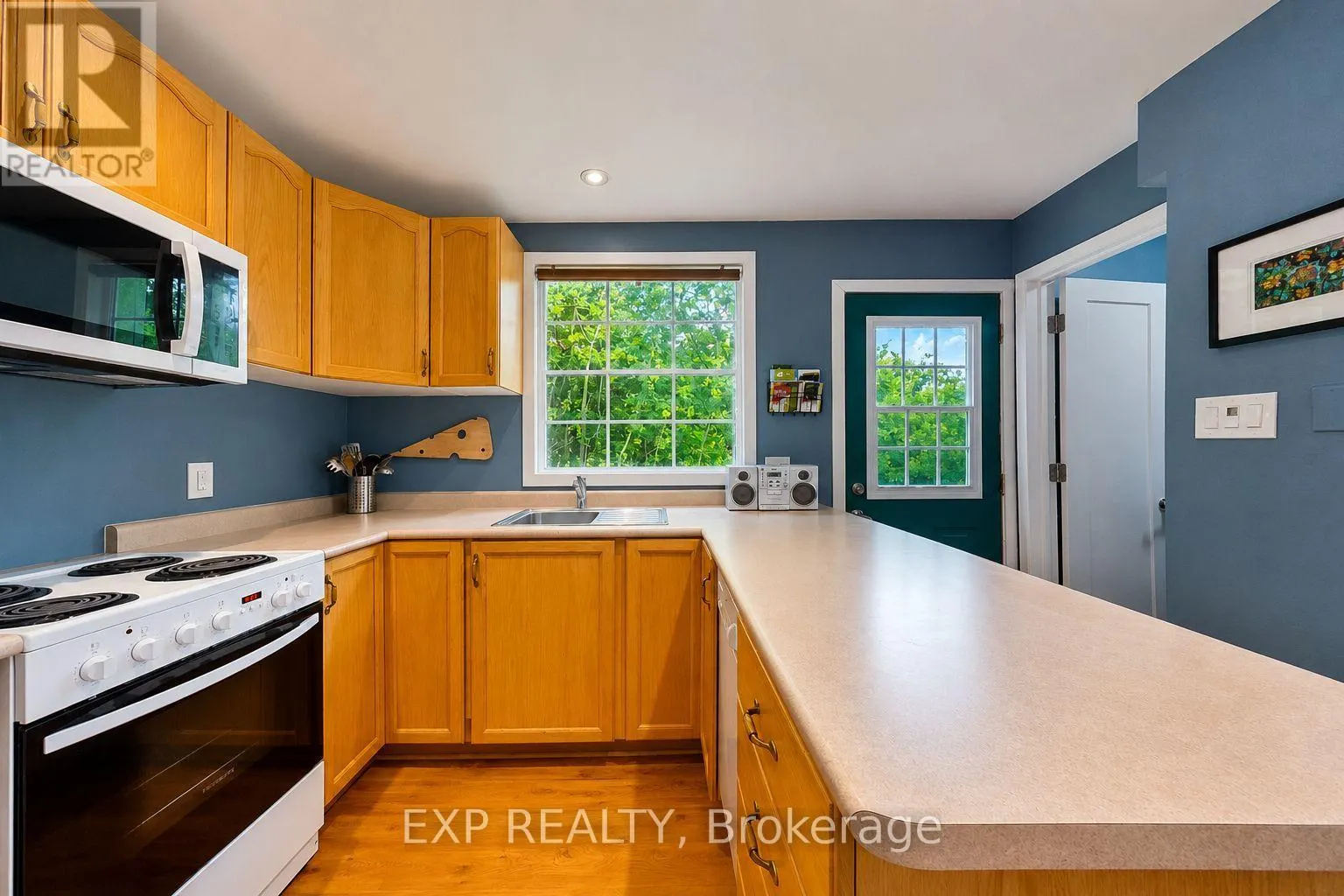 360 CEDAR AVENUE