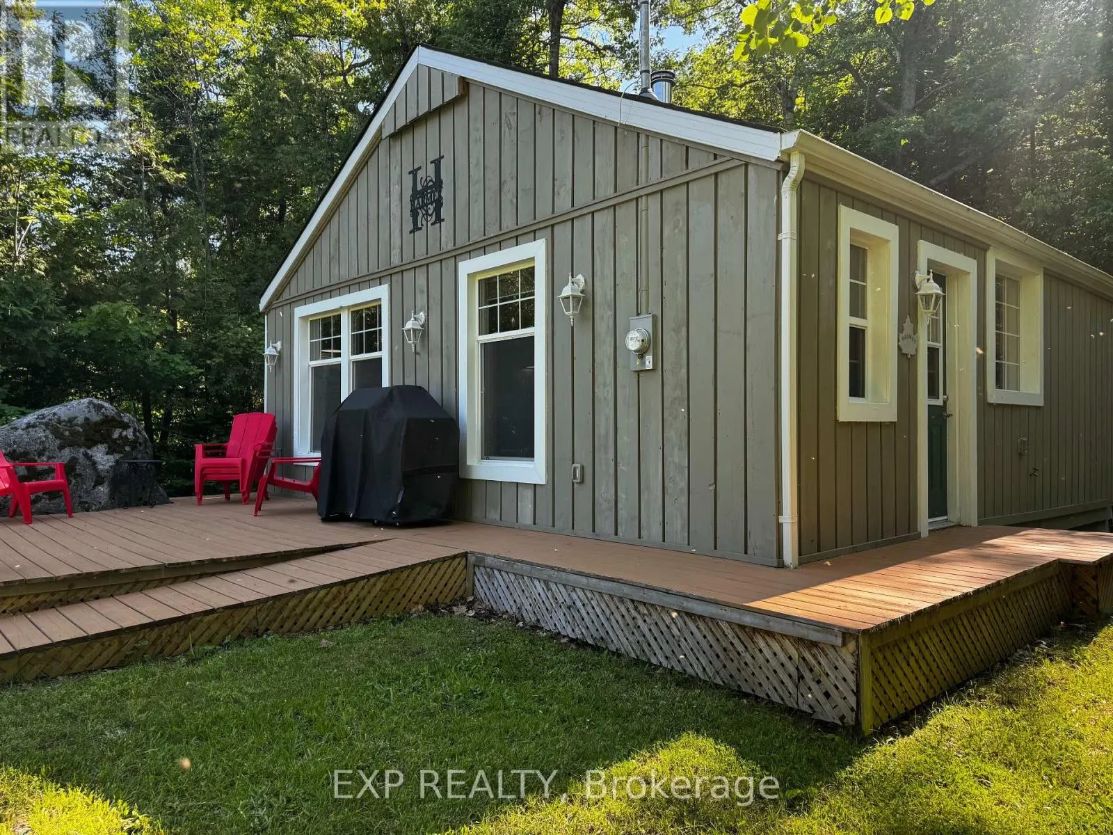 360 CEDAR AVENUE