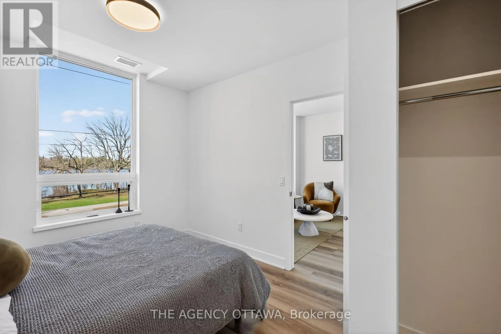209 - 3085 RIVERSIDE DRIVE