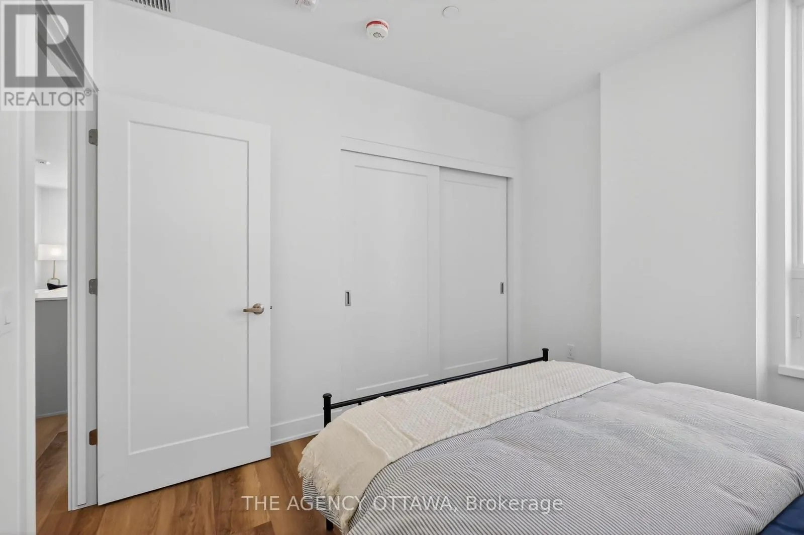 209 - 3085 RIVERSIDE DRIVE