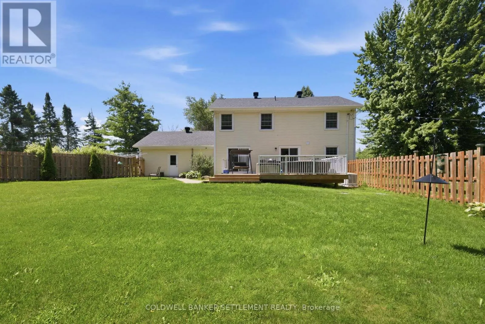 41 RIDEAU FERRY ROAD