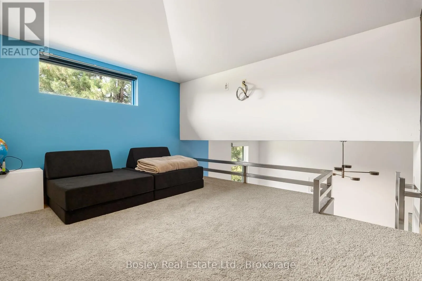 29 TALLWOOD DRIVE