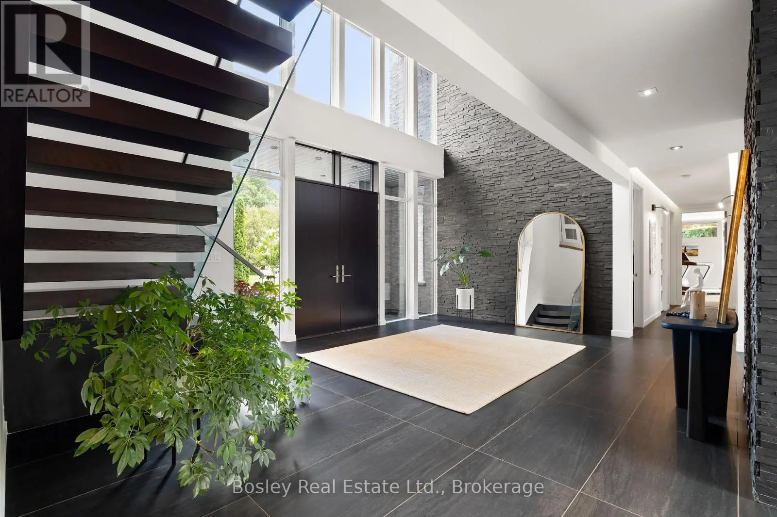 29 TALLWOOD DRIVE