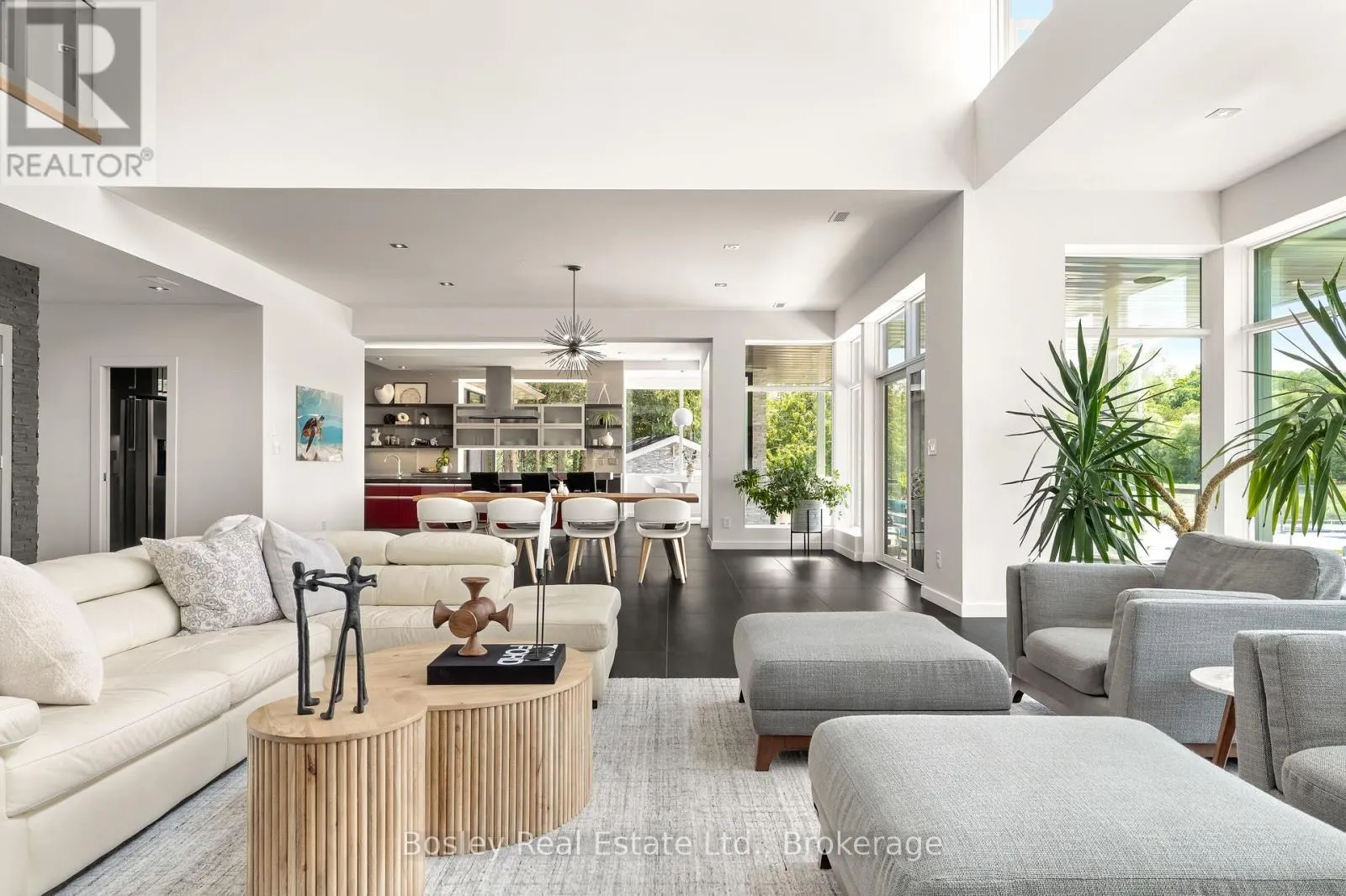 29 TALLWOOD DRIVE