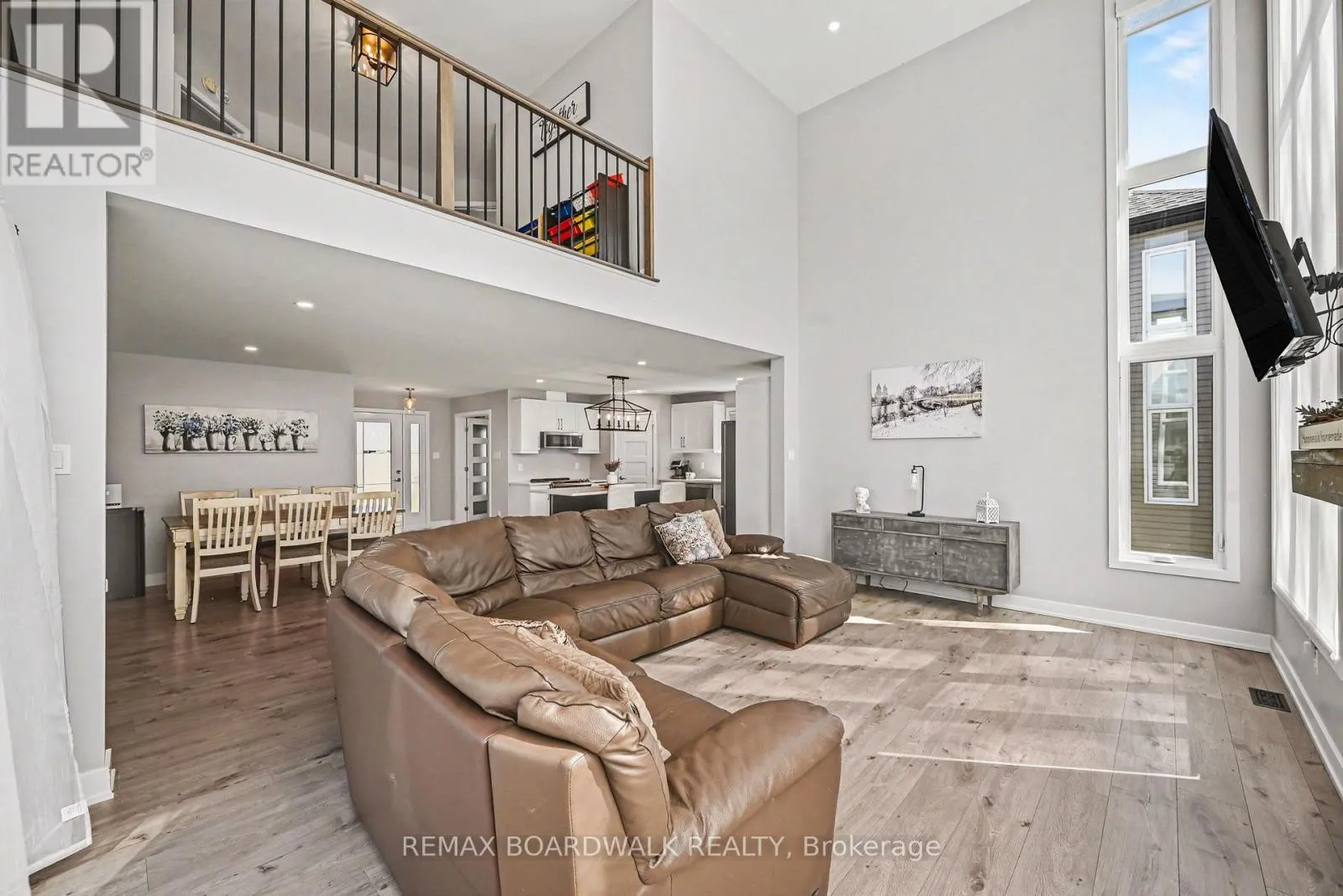 160 HYBRID STREET