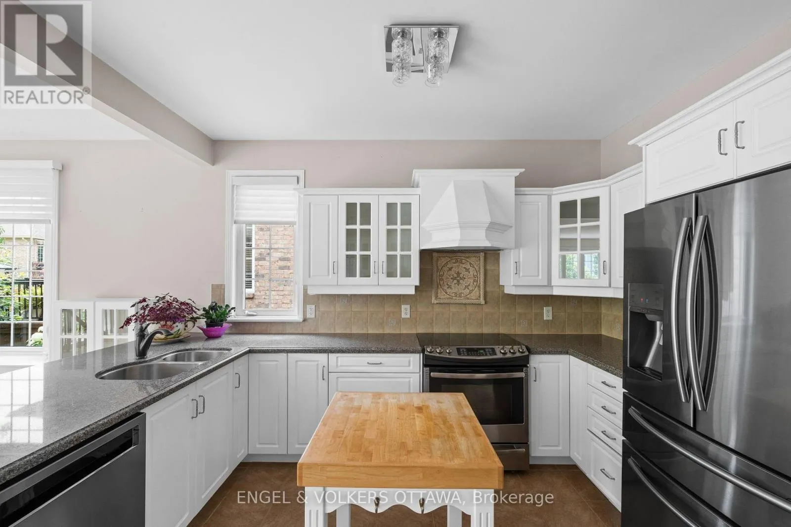 205 CAIRNSMORE CIRCLE
