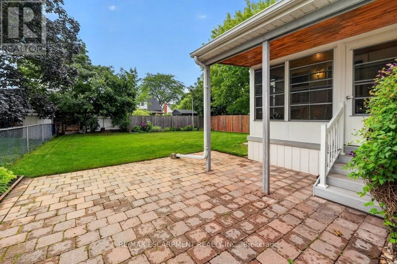 23 LAKEVIEW AVENUE