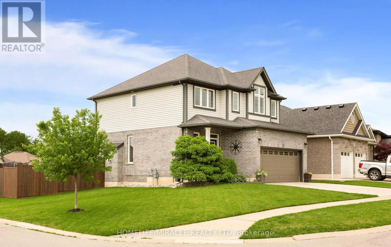 498 FAIRWAY ROAD