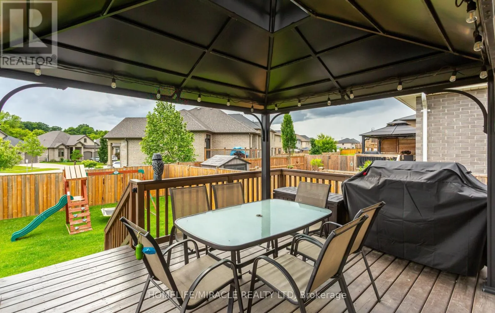 498 FAIRWAY ROAD