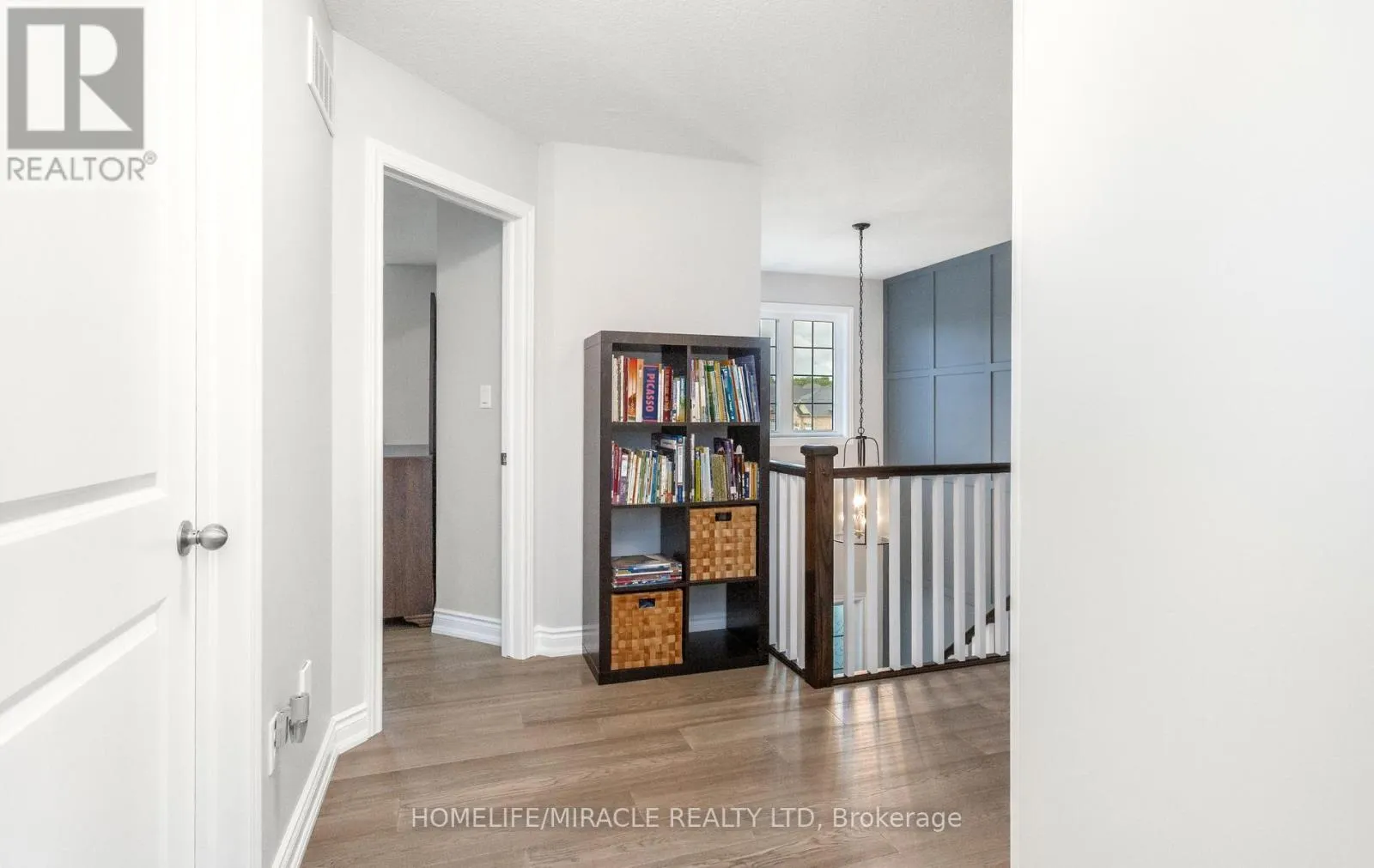 498 FAIRWAY ROAD