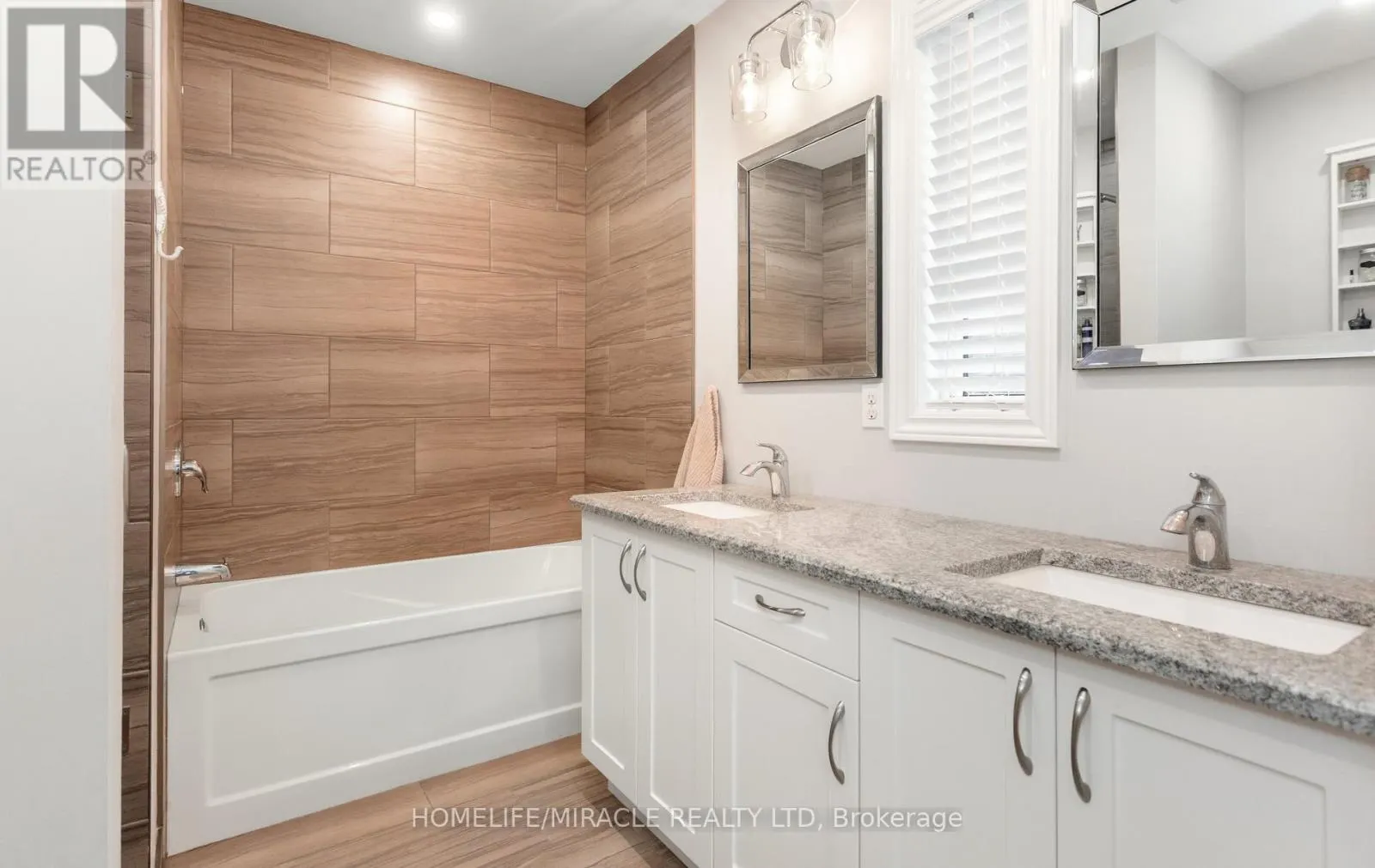 498 FAIRWAY ROAD