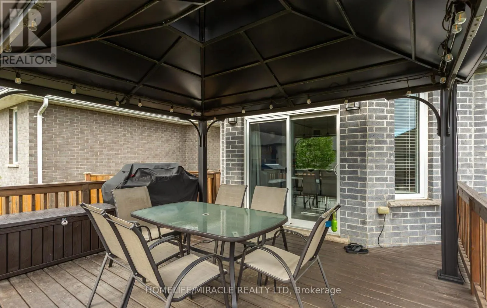 498 FAIRWAY ROAD