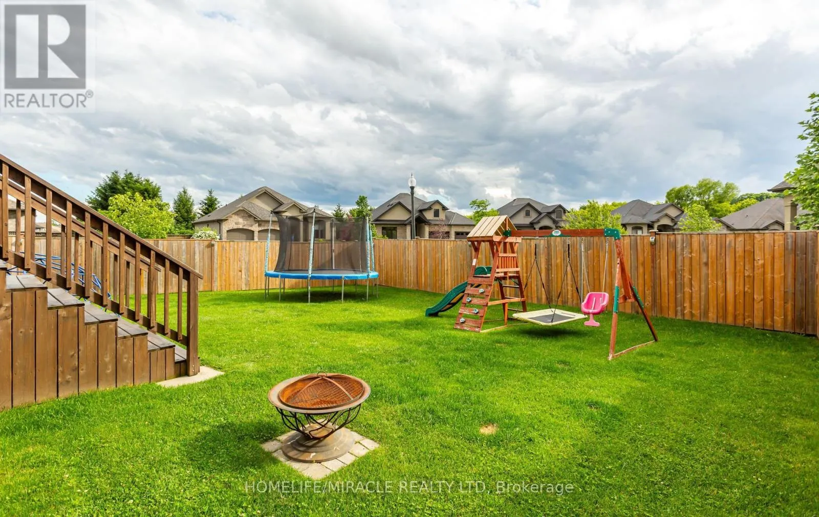 498 FAIRWAY ROAD