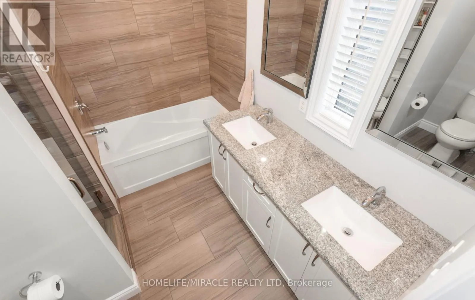 498 FAIRWAY ROAD